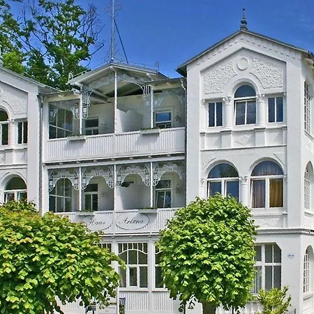 Апартаменти Ferienappartement-jasmund-06 *
